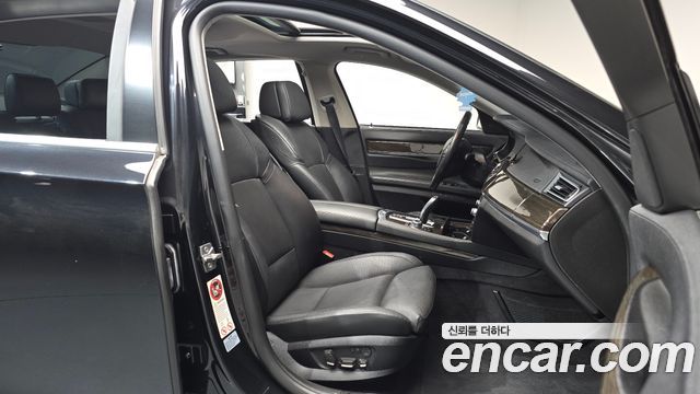 BMW 7 Series (F01) 750Li xDrive 2012 — фото 11