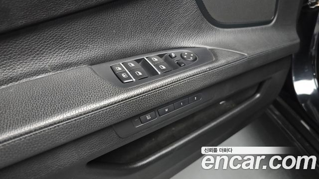 BMW 7 Series (F01) 750Li xDrive 2012 — фото 15