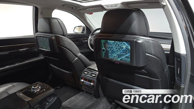 BMW 7 Series (F01) 750Li xDrive 2012 — фото 20