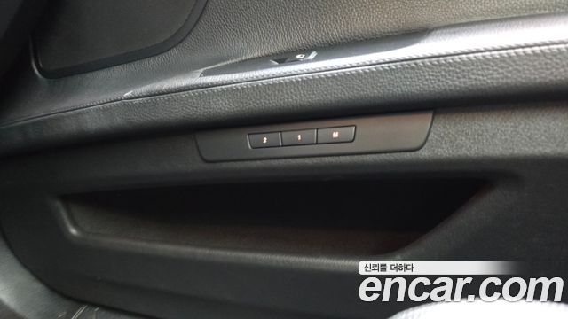 BMW 7 Series (F01) 750Li xDrive 2012 — фото 29