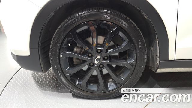 KG Mobility (SsangYong) Tivoli Armor Diesel GearⅡ 4WD Styling Gear 2018 — фото 5