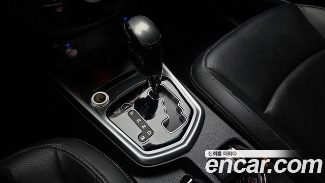 KG Mobility (SsangYong) Tivoli Armor Diesel GearⅡ 4WD Styling Gear 2018 — фото 9