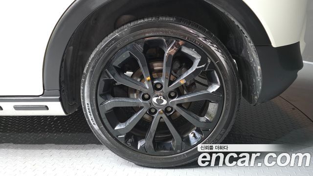 KG Mobility (SsangYong) Tivoli Armor Diesel GearⅡ 4WD Styling Gear 2018 — фото 21