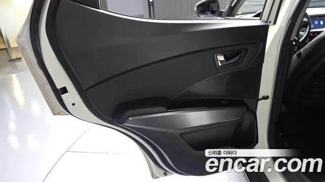 KG Mobility (SsangYong) Tivoli Armor Diesel GearⅡ 4WD Styling Gear 2018 — фото 25