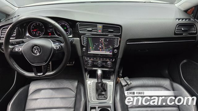 Volkswagen Golf (VII) 1.4 TSI Premium 2014 — фото 7
