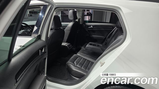 Volkswagen Golf (VII) 1.4 TSI Premium 2014 — фото 12