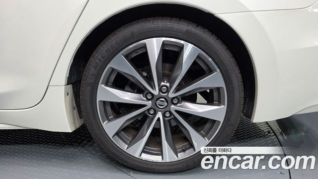Nissan Maxima (A36) 3.5 Platinum 2019 — фото 21