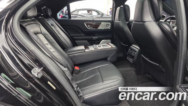 Lincoln Continental (X) 3.0 AWD 2017 — фото 12