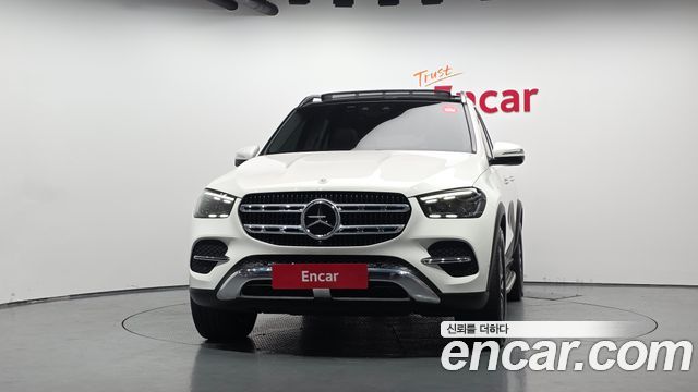 Mercedes-Benz GLE-Class (W167) GLE300d 4MATIC 2024 — фото 3
