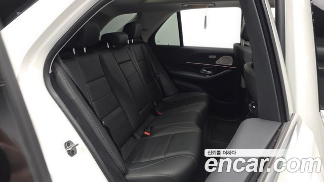 Mercedes-Benz GLE-Class (W167) GLE300d 4MATIC 2024 — фото 15