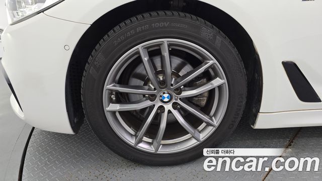 BMW 5 Series (G30) 520d M Sport Package Plus 2018 — фото 5
