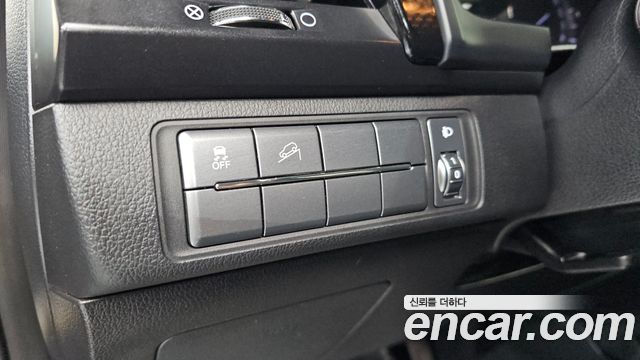 KG Mobility (SsangYong) Rexton Sports Khan Diesel 2.2 4WD Prestige Special (5-Link) 2020 — фото 14