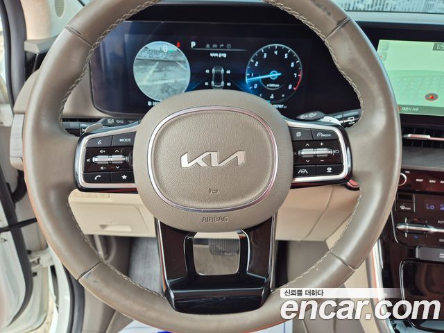 Kia Carnival (IV) Gasoline 9-seater Limousine(Special vehicle) 2023 — фото 18