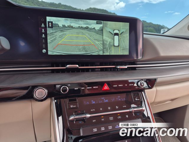 Kia Carnival (IV) Gasoline 9-seater Limousine(Special vehicle) 2023 — фото 20