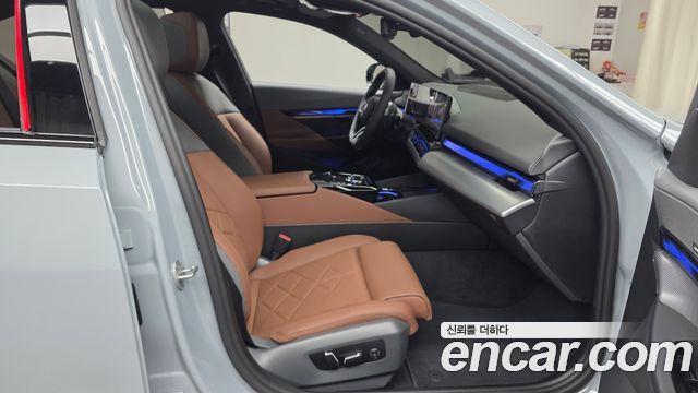 BMW 5 Series (G60) 530i xDrive M Sport 2026 — фото 11