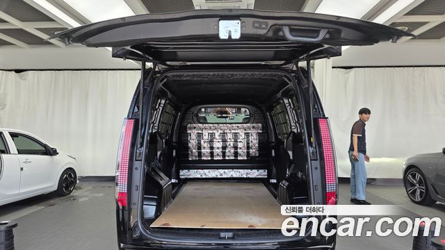 Hyundai Staria Cargo 3-Seater Modern 2023 — фото 24