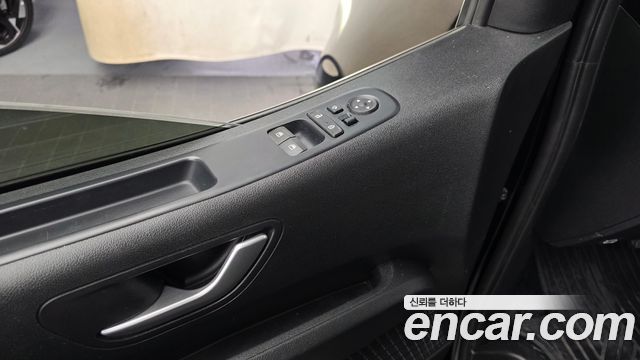 Hyundai Staria Cargo 3-Seater Modern 2023 — фото 34