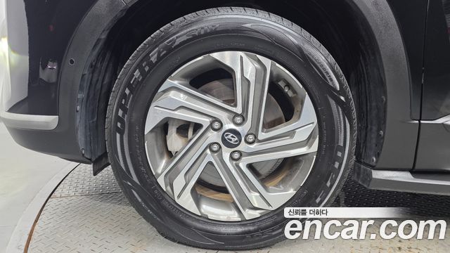 Hyundai Santa Fe Gasoline 2.5T 2WD Prestige 2021 — фото 5