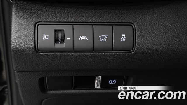 Hyundai Santa Fe Gasoline 2.5T 2WD Prestige 2021 — фото 13