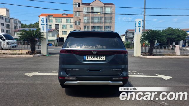 Kia Carnival (IV) Gasoline 7-Seater Signature 2021 — фото 5