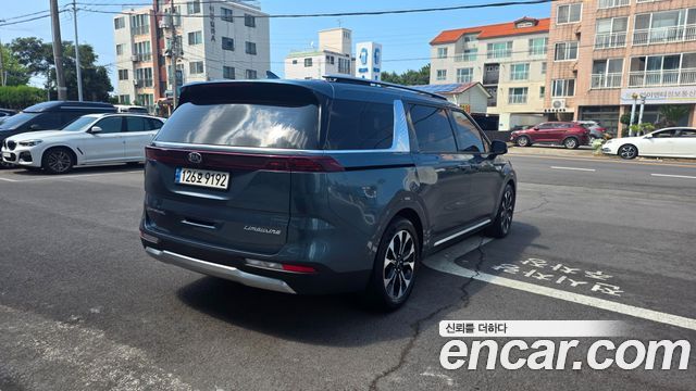 Kia Carnival (IV) Gasoline 7-Seater Signature 2021 — фото 6