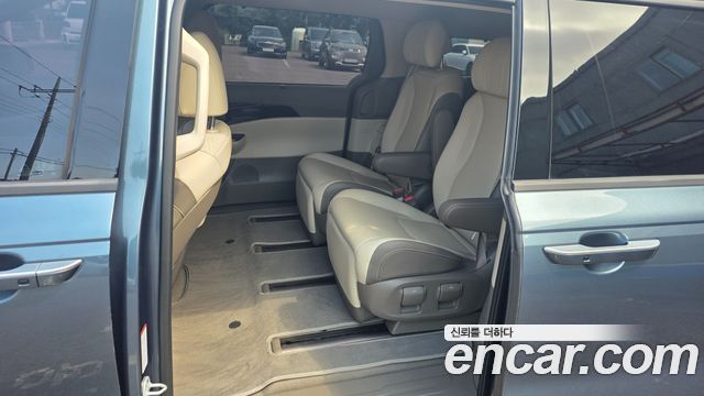 Kia Carnival (IV) Gasoline 7-Seater Signature 2021 — фото 8
