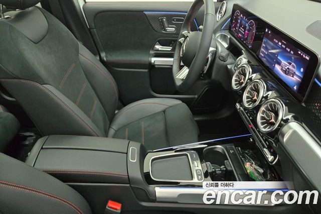 Mercedes-Benz GLB-Class (X247) GLB250 4MATIC 2026 — фото 7