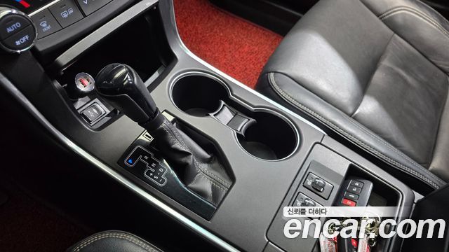 Toyota Camry 2.5 XLE 2015 — фото 9