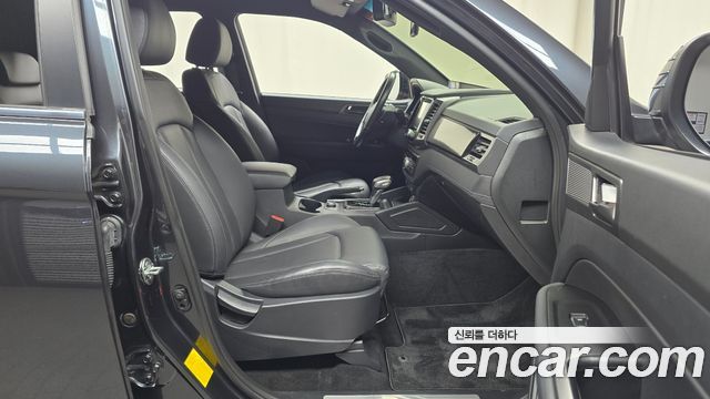 KG Mobility (SsangYong) Rexton Sports Khan Diesel 2.2 4WD Prestige 2021 — фото 11