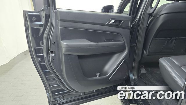 KG Mobility (SsangYong) Rexton Sports Khan Diesel 2.2 4WD Prestige 2021 — фото 25