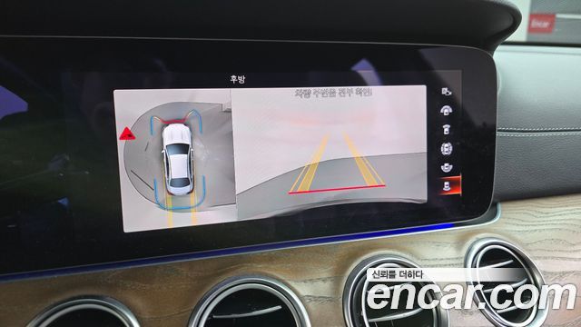 Mercedes-Benz E-Class (W213) E220d 4MATIC Exclusive 2021 — фото 14