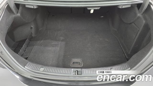 Mercedes-Benz E-Class (W213) E220d 4MATIC Exclusive 2021 — фото 17