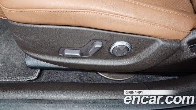 Genesis G80 (RG3) Gasoline 2.5 Turbo AWD 2022 — фото 31