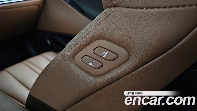 Genesis G80 (RG3) Gasoline 2.5 Turbo AWD 2022 — фото 35