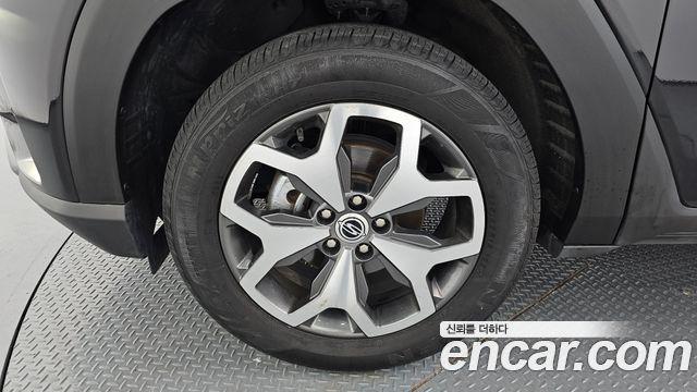 KG Mobility (SsangYong) Torres Gasoline 1.5 4WD T5 2023 — фото 5