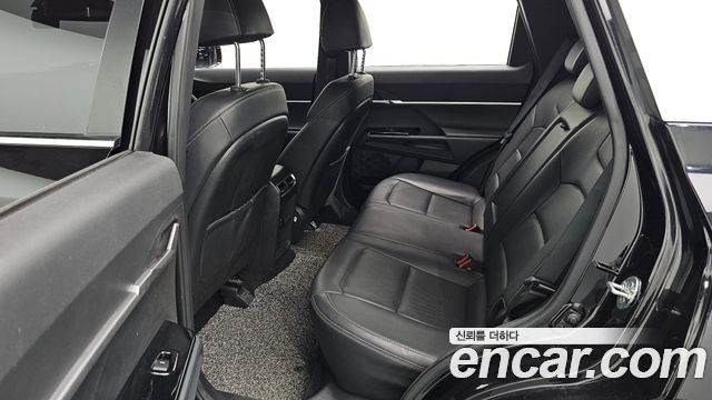KG Mobility (SsangYong) Torres Gasoline 1.5 4WD T5 2023 — фото 15