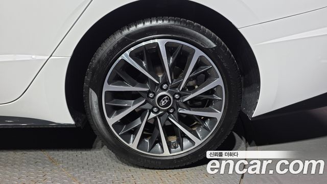 Hyundai Sonata (DN8) 1.6 Turbo Premium Plus 2023 — фото 21