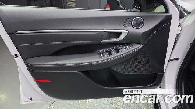 Hyundai Sonata (DN8) 1.6 Turbo Premium Plus 2023 — фото 24