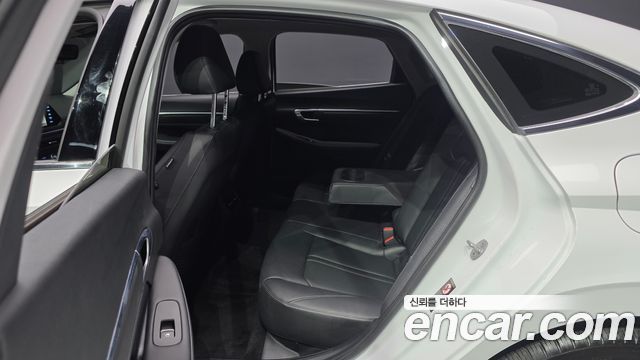 Hyundai Sonata (DN8) 1.6 Turbo Premium Plus 2023 — фото 26