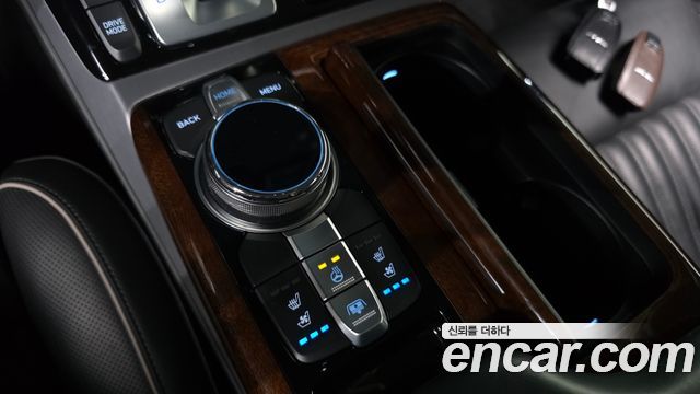 Genesis EQ900 3.8 GDI AWD Prestige 2016 — фото 24