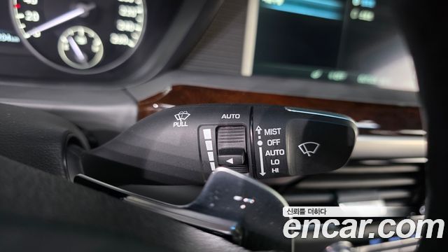 Genesis EQ900 3.8 GDI AWD Prestige 2016 — фото 35