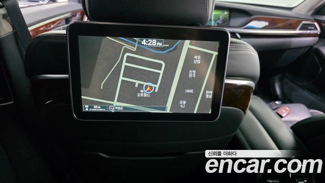 Genesis EQ900 3.8 GDI AWD Prestige 2016 — фото 39