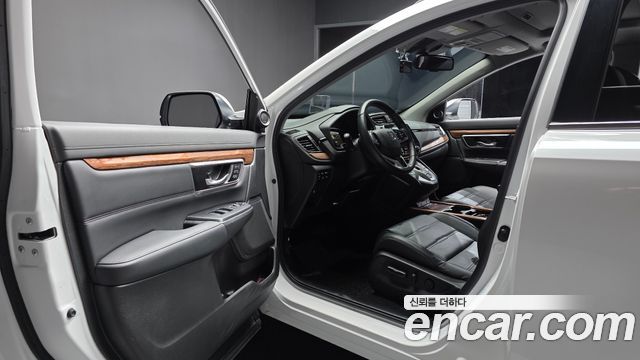 Honda CR-V (V) 2.0 Hybrid Touring 4WD 2022 — фото 10