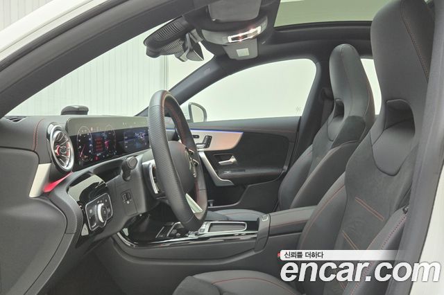 Mercedes-Benz CLA-Class (C118) CLA250 4MATIC 2026 — фото 9