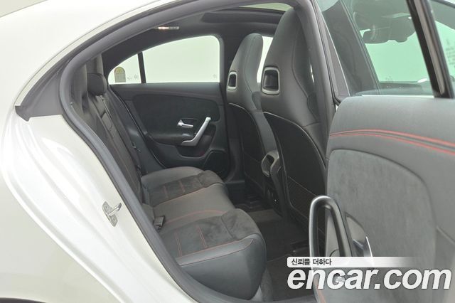 Mercedes-Benz CLA-Class (C118) CLA250 4MATIC 2026 — фото 10