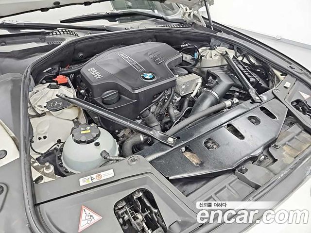 BMW 5 Series (F10) 528i xDrive M Aero Dynamic 2016 — фото 6