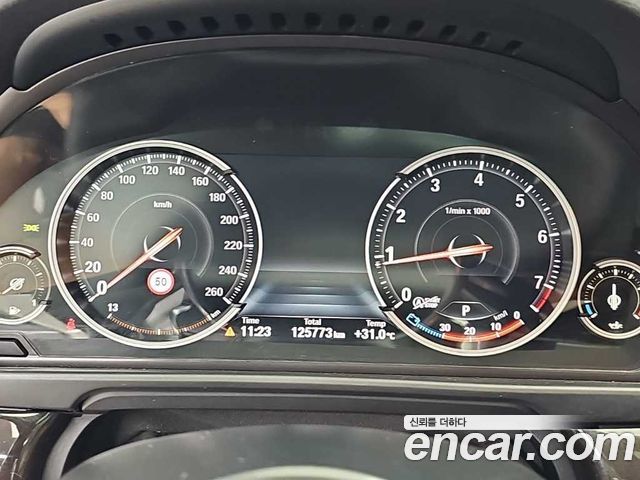 BMW 5 Series (F10) 528i xDrive M Aero Dynamic 2016 — фото 7