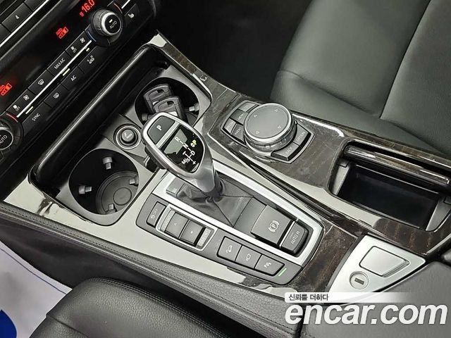 BMW 5 Series (F10) 528i xDrive M Aero Dynamic 2016 — фото 9