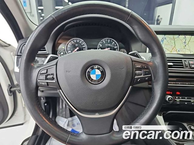 BMW 5 Series (F10) 528i xDrive M Aero Dynamic 2016 — фото 10