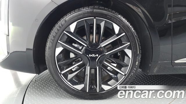 Kia K8 Hybrid Signature 2025 — фото 5
